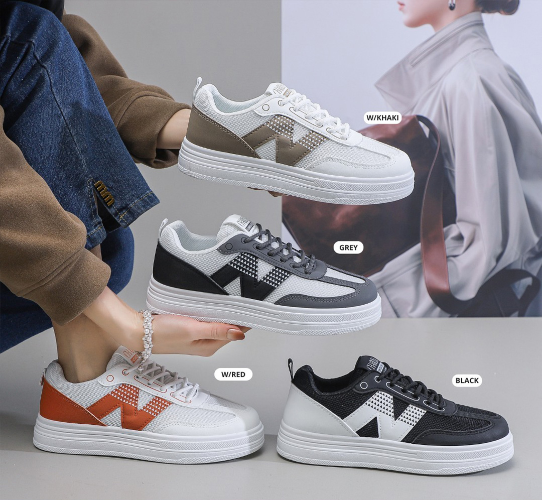 Nova Classic Sneaker